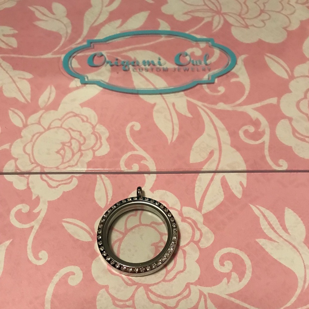 Origami Owl Silver locket w/ Crystals